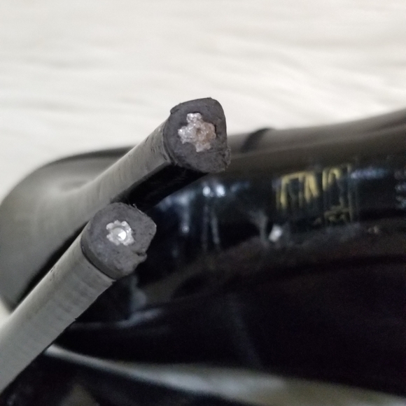 Rare burberry heels - Picture 10 of 10